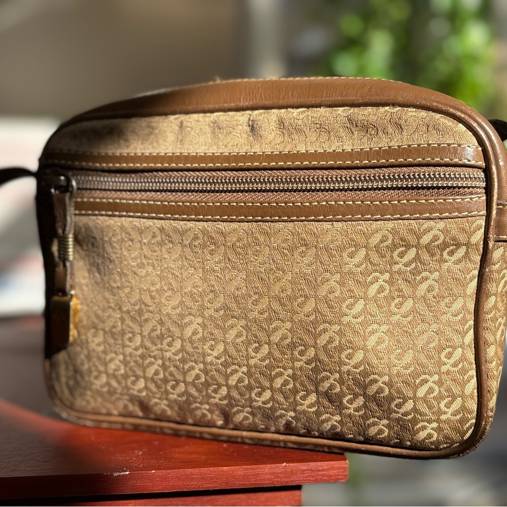Vintage Loewe Signature Logo Canvas Crossbody | Rare | Excellent Condition - Picture 9 of 13